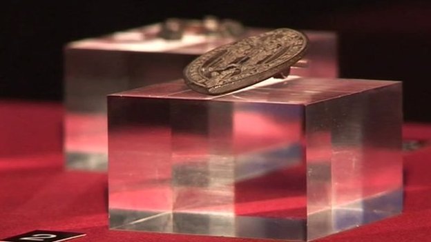 BBC News – Rare Bishop’s seal declared treasure trove