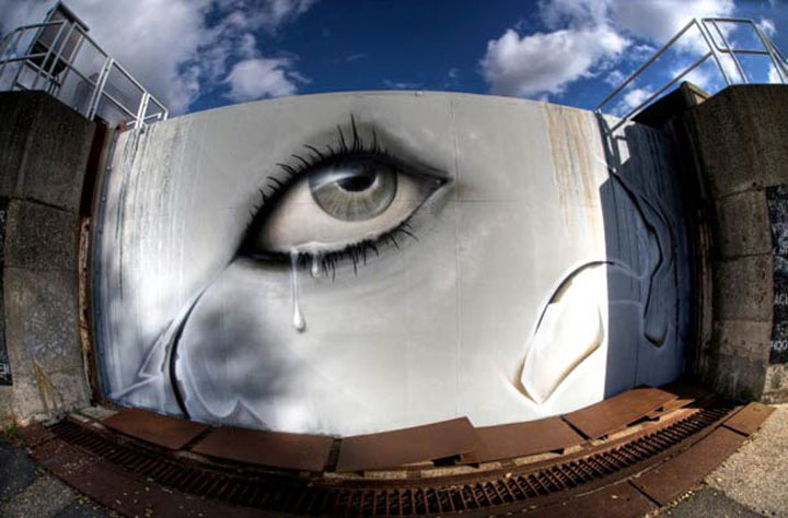 In Belgium, an abandoned city becomes a giant canvas dedicated to street art