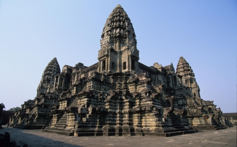 Hi-tech technique reveals hidden ‘graffiti’ on walls of Angkor Wat