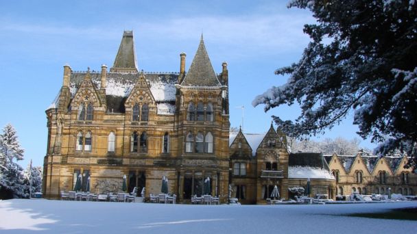 5 Real Residences Used in Horror Movies, TV Shows