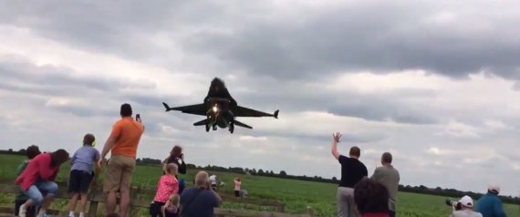 Video: Low-flying fighter jet sends airshow spectators diving for cover