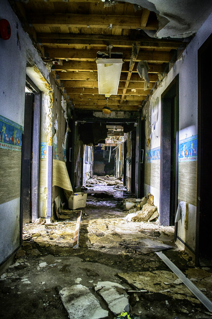 Walking the wards – Urbex