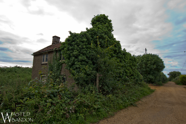 The Raspberry House | Urbex