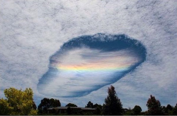 ‘Rapture cloud’ spotted in Australia not a UFO or wormhole: It’s a fallstreak hole