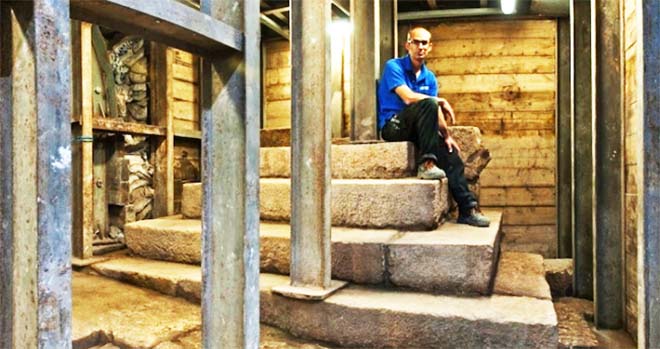 Archaeologists Find Mysterious Pyramid Staircase